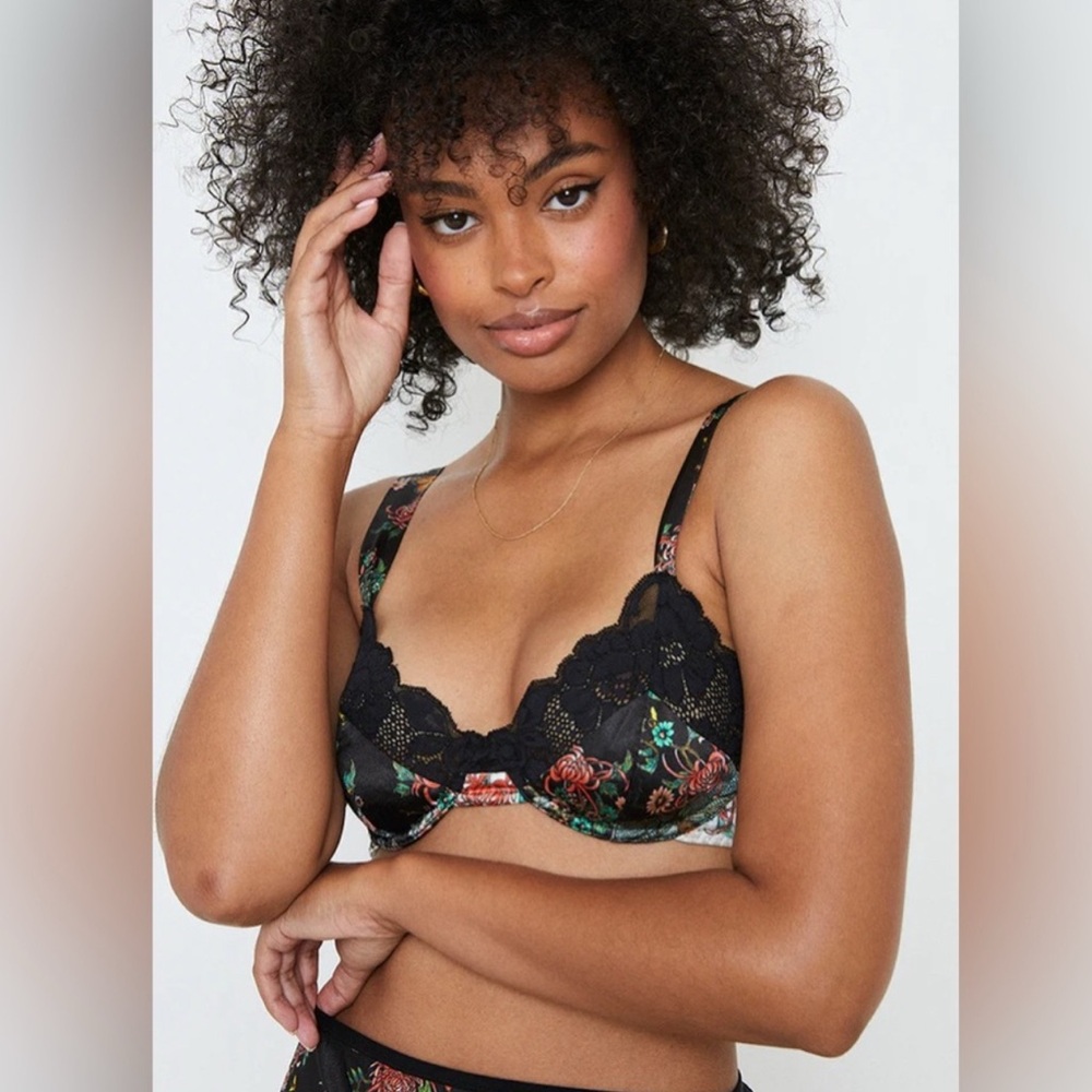 HAH After Hours Bra Sexy Balconette Padded Convertible Bralette Sz A we are HAH